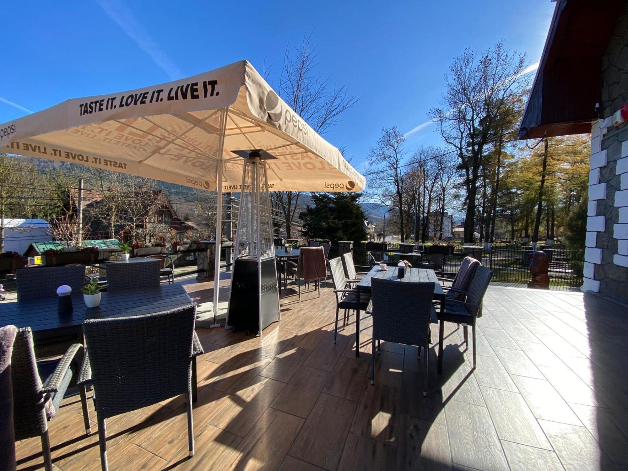 Royal Inn Busteni-Adults Only Экстерьер фото