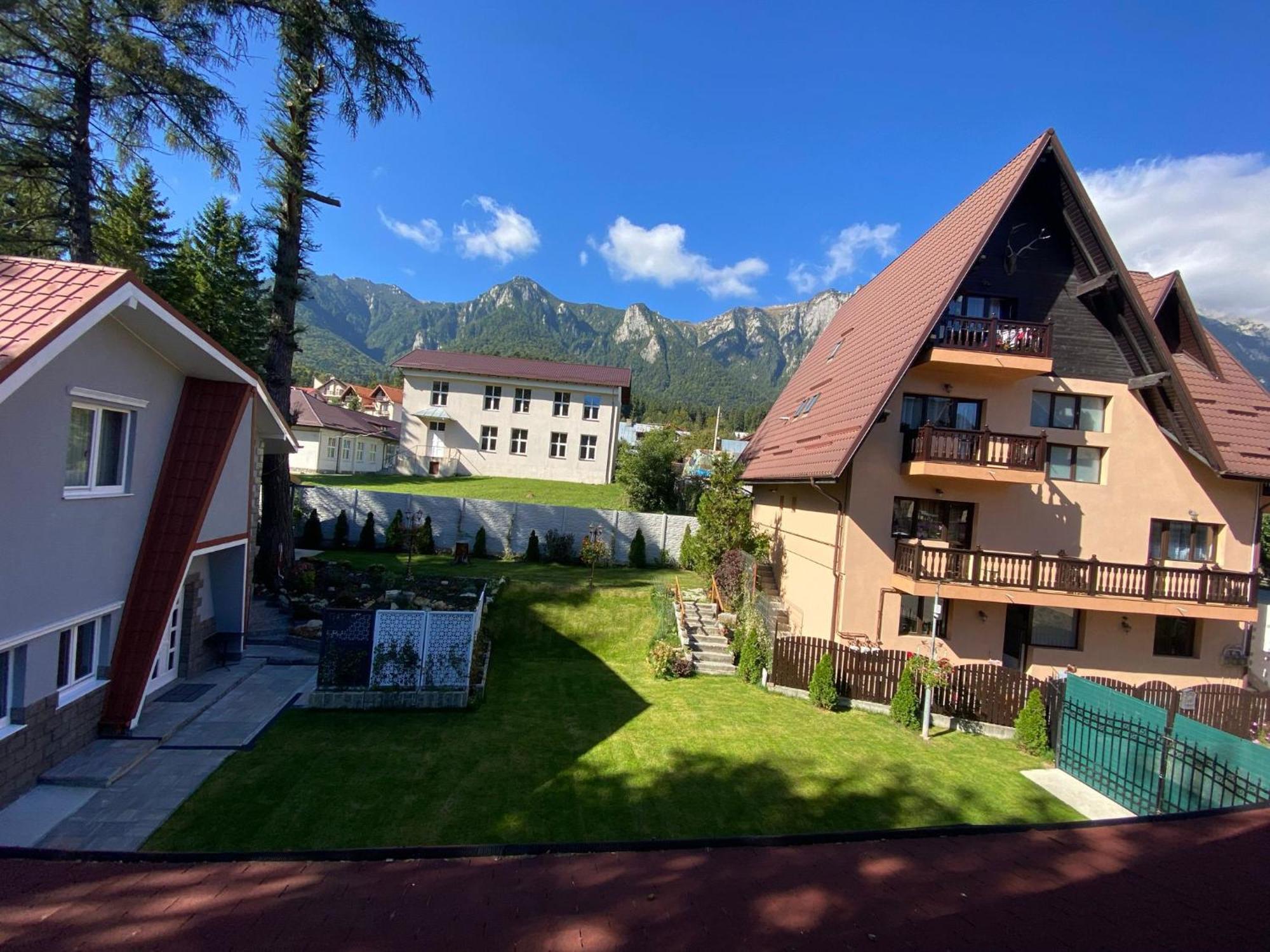 Royal Inn Busteni-Adults Only Экстерьер фото